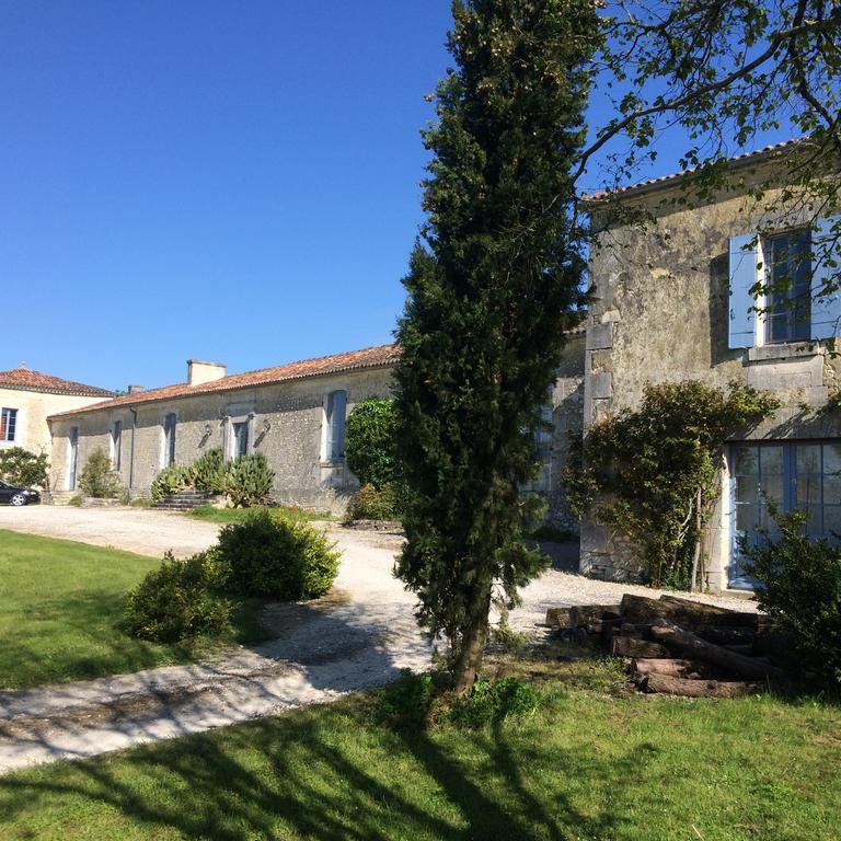 Chambres D'Hotes Logis De L'Astree Saint-Bris-des-Bois ภายนอก รูปภาพ